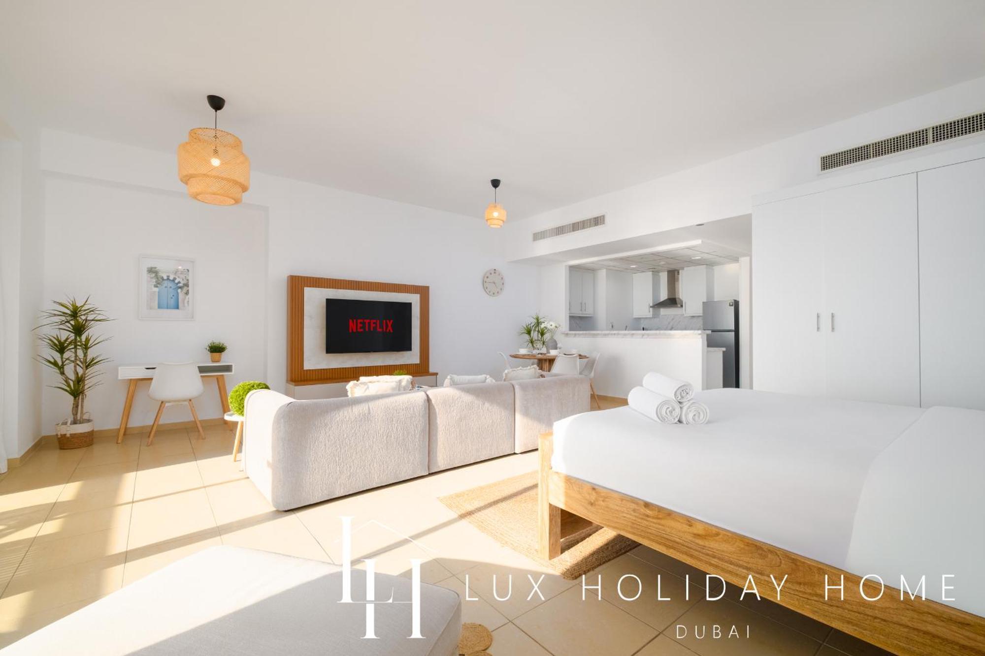 Lux The Eye View Jbr *